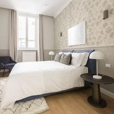 Louly Spanish Steps Lägenhetshotell 4*