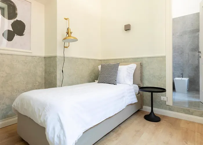 Louly Spanish Steps Róma