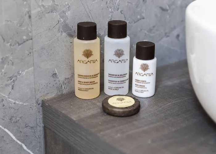 Louly Spanish Steps Aparthotel 4*