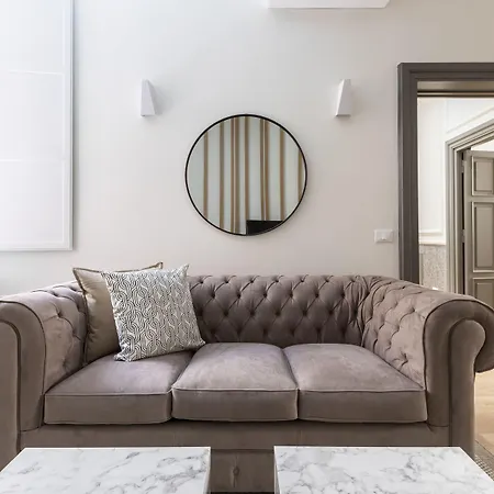 Apartahotel Louly Spanish Steps Roma
